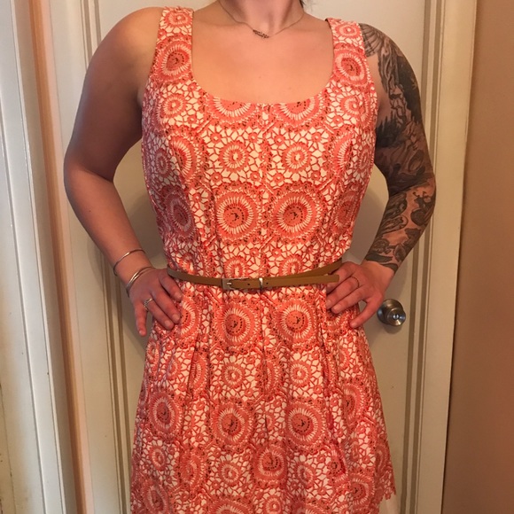 Dress - Picture 2 of 4